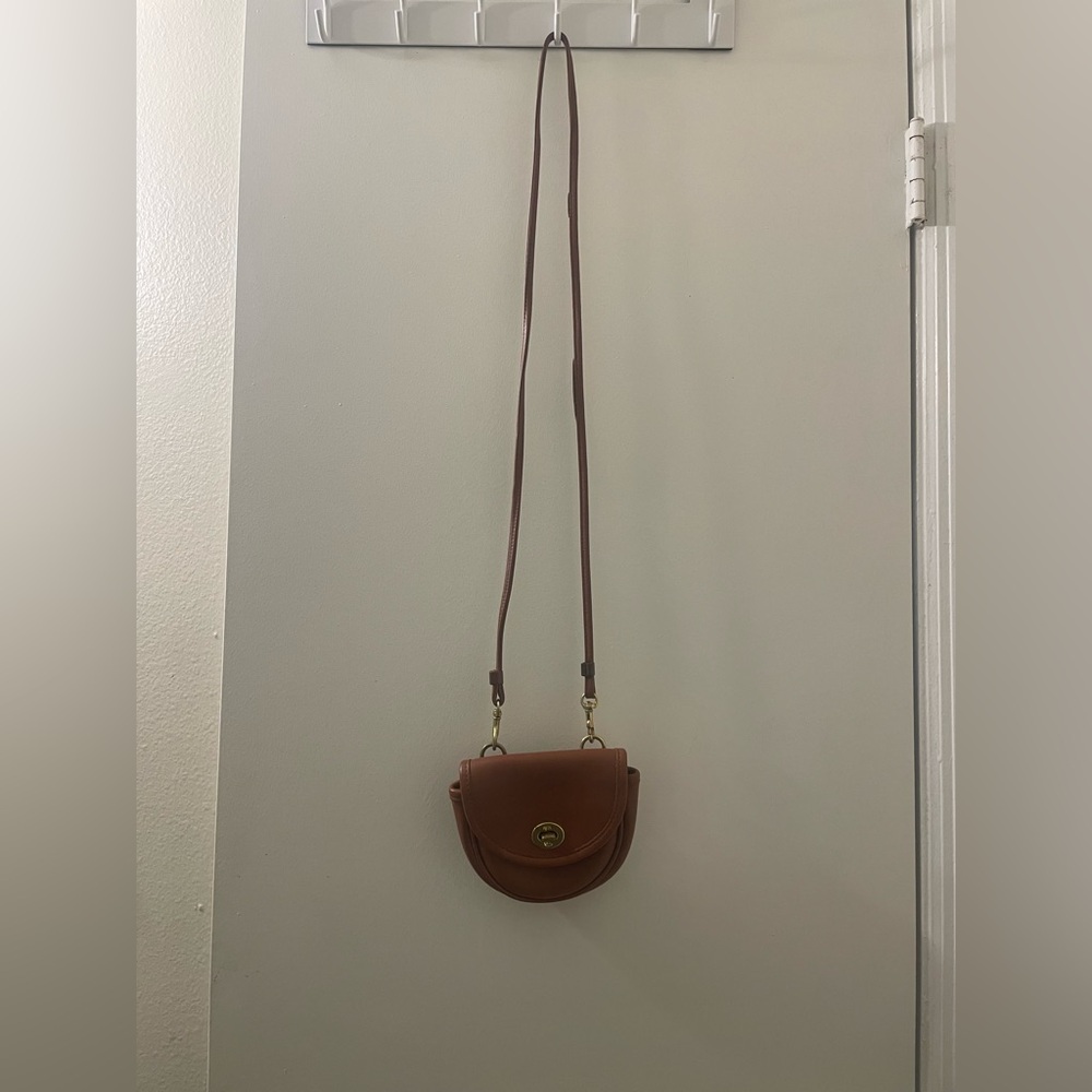 Vintage Coach Mini Belt Bag Crossbody Purse - Picture 6 of 12